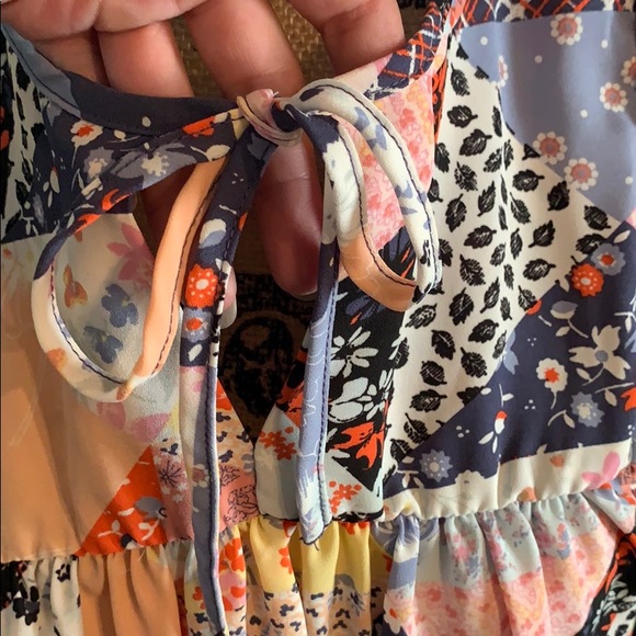 GAP Shirt. Size L. EUC. - Picture 6 of 7